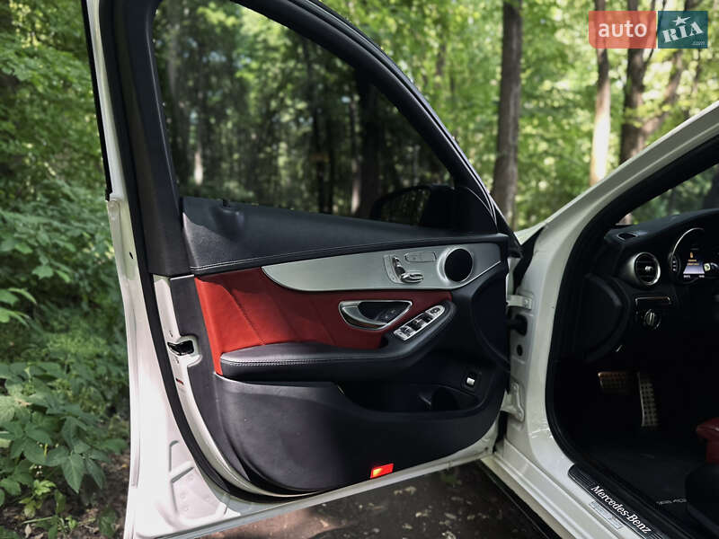Седан Mercedes-Benz C-Class 2015 в Тернополе