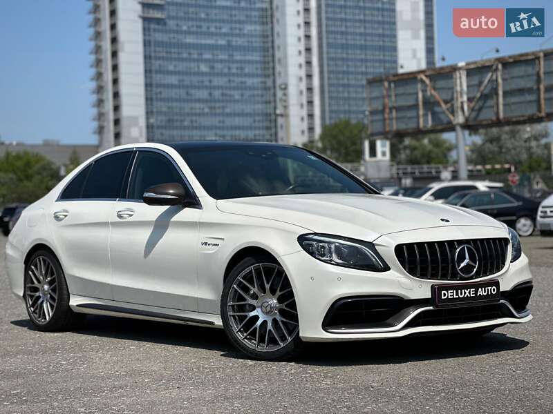 Седан Mercedes-Benz C-Class 2019 в Киеве