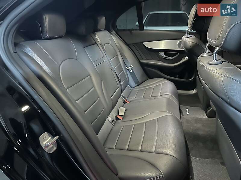 Седан Mercedes-Benz C-Class 2018 в Дніпрі