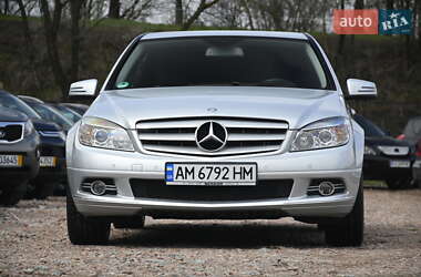 Седан Mercedes-Benz C-Class 2009 в 