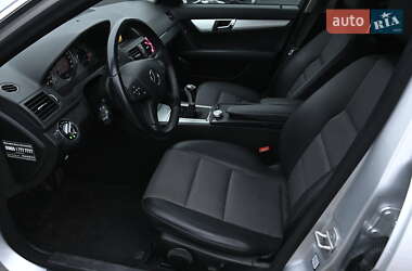Седан Mercedes-Benz C-Class 2009 в 