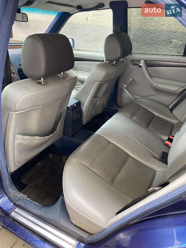 Седан Mercedes-Benz C-Class 1998 в Іршаві