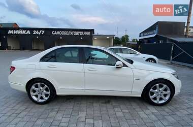 Седан Mercedes-Benz C-Class 2009 в 
