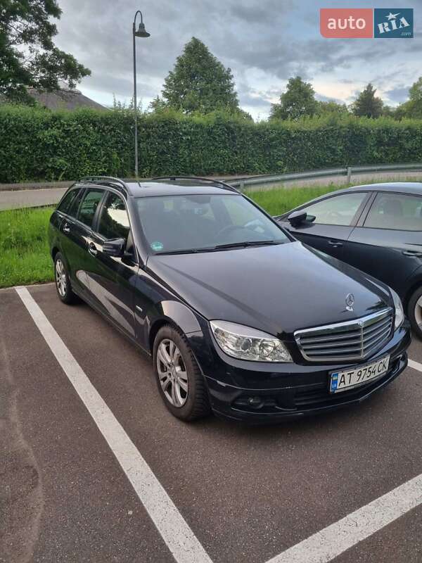 Mercedes-Benz C-Class 2010