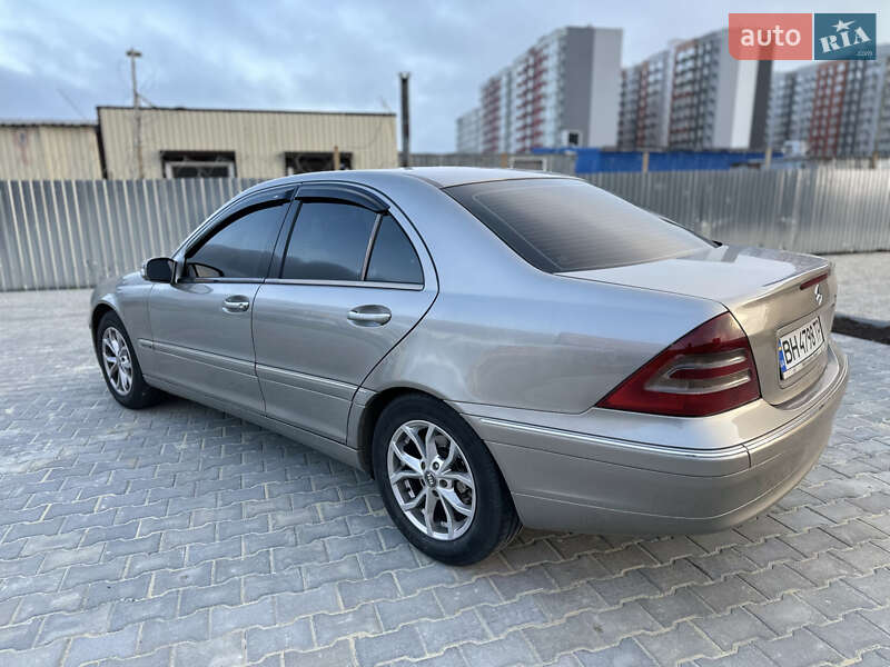 Седан Mercedes-Benz C-Class 2003 в Одесі
