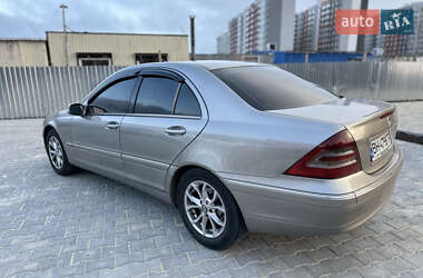 Седан Mercedes-Benz C-Class 2003 в 