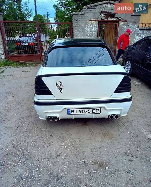 Седан Mercedes-Benz C-Class 1996 в 