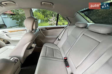 Седан Mercedes-Benz C-Class 2006 в 