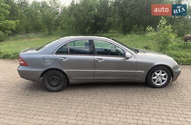 Седан Mercedes-Benz C-Class 2001 в 