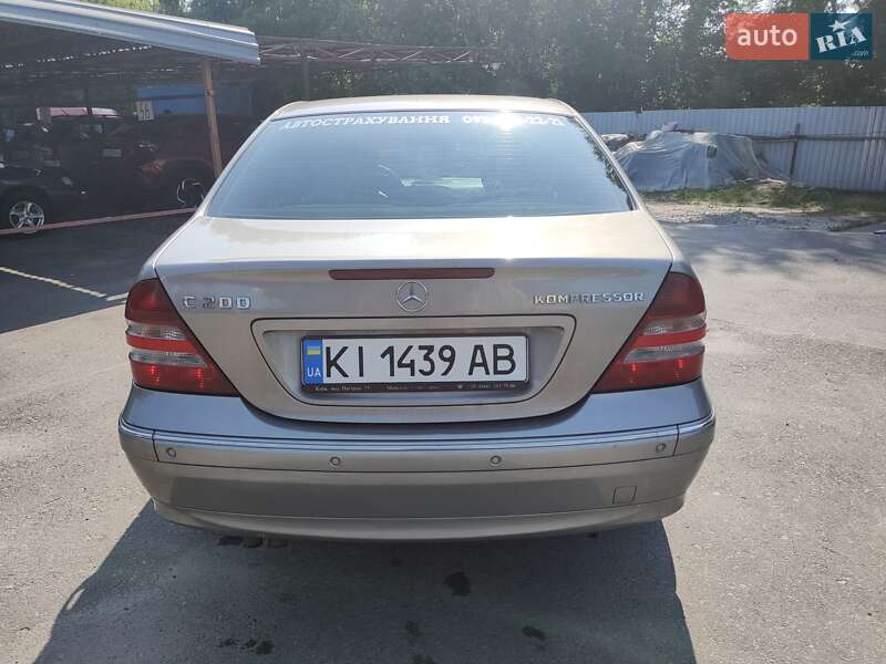 Седан Mercedes-Benz C-Class 2005 в Белой Церкви