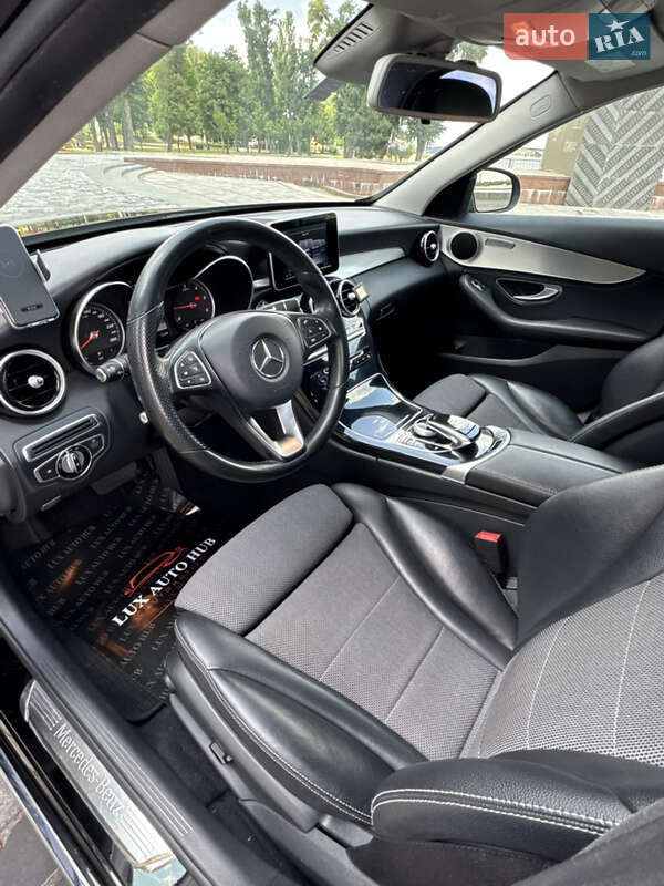Седан Mercedes-Benz C-Class 2015 в Києві