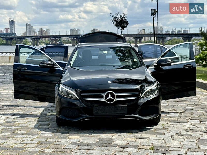 Седан Mercedes-Benz C-Class 2015 в Києві
