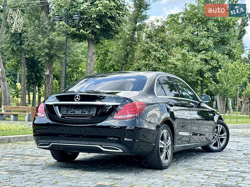 Седан Mercedes-Benz C-Class 2015 в Києві