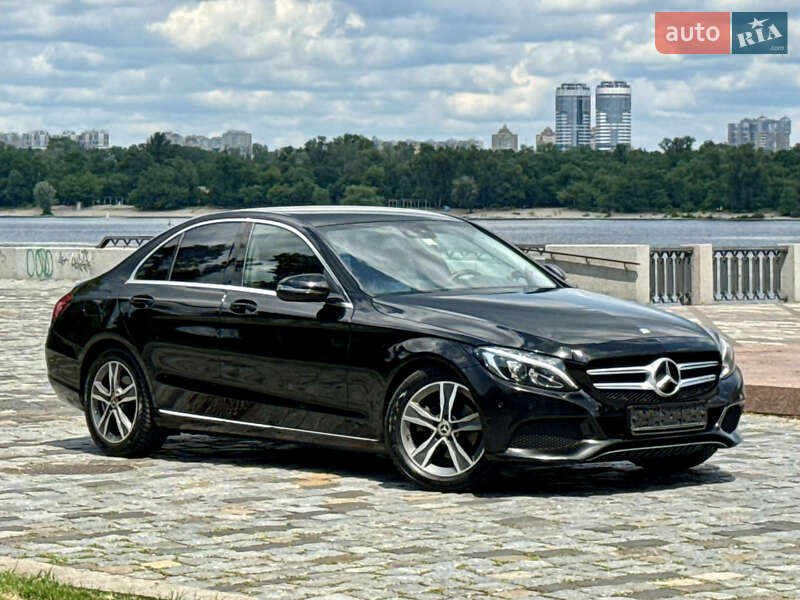 Седан Mercedes-Benz C-Class 2015 в Києві