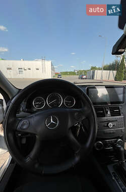Универсал Mercedes-Benz C-Class 2008 в 
