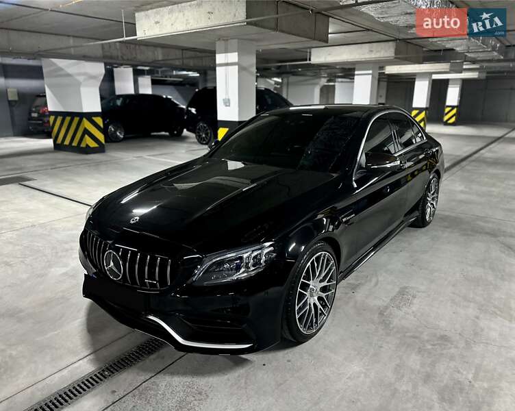 Mercedes-Benz C-Class 2019