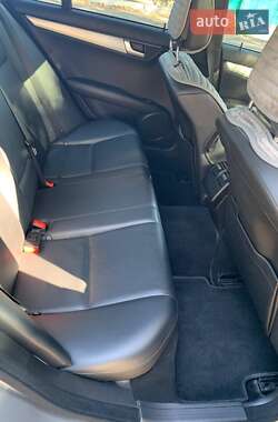 Седан Mercedes-Benz C-Class 2011 в 