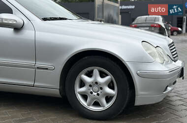 Седан Mercedes-Benz C-Class 2001 в 