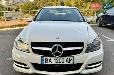 Седан Mercedes-Benz C-Class 2011 в 