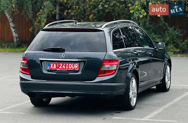 Универсал Mercedes-Benz C-Class 2009 в 