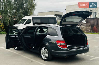 Универсал Mercedes-Benz C-Class 2009 в 