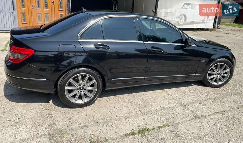 Седан Mercedes-Benz C-Class 2008 в Ужгороде