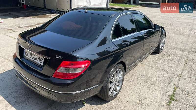 Седан Mercedes-Benz C-Class 2008 в Ужгороде