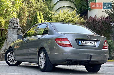 Седан Mercedes-Benz C-Class 2010 в 