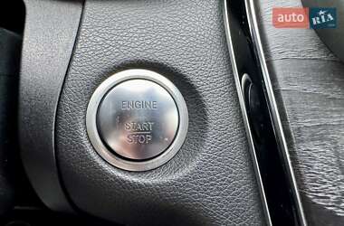 Седан Mercedes-Benz C-Class 2015 в 