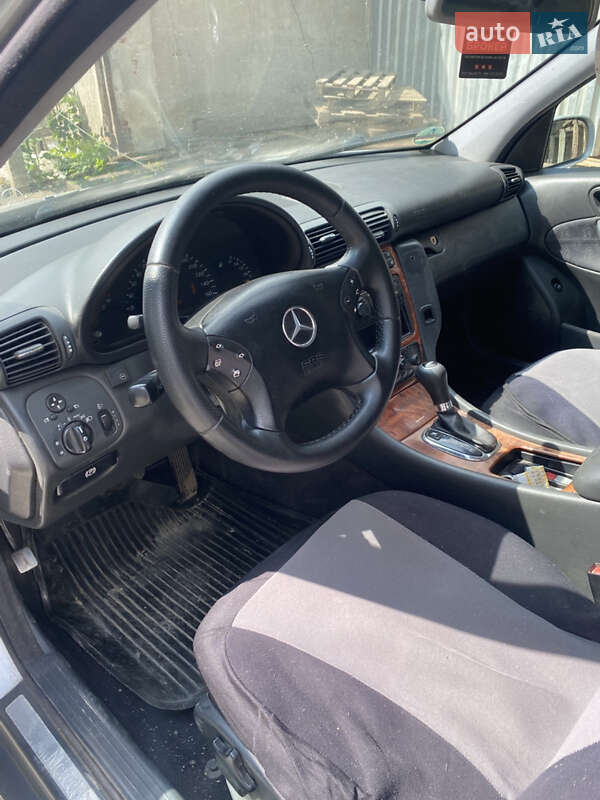 Mercedes-Benz C-Class 2002