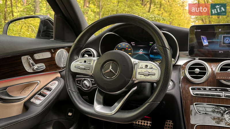 Седан Mercedes-Benz C-Class 2019 в Киеве