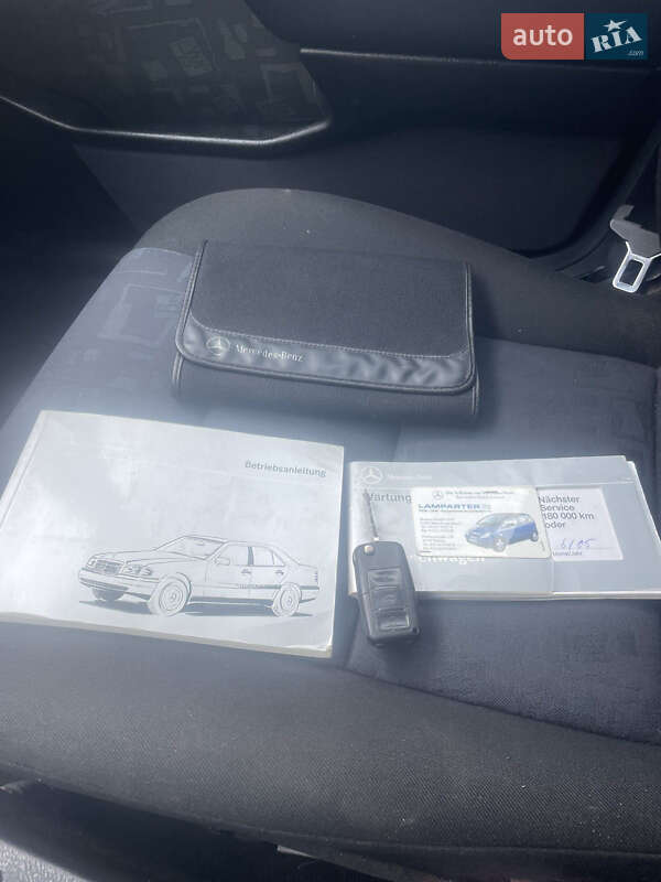 Седан Mercedes-Benz C-Class 1996 в Долині