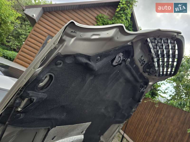 Седан Mercedes-Benz C-Class 2004 в Полтаве