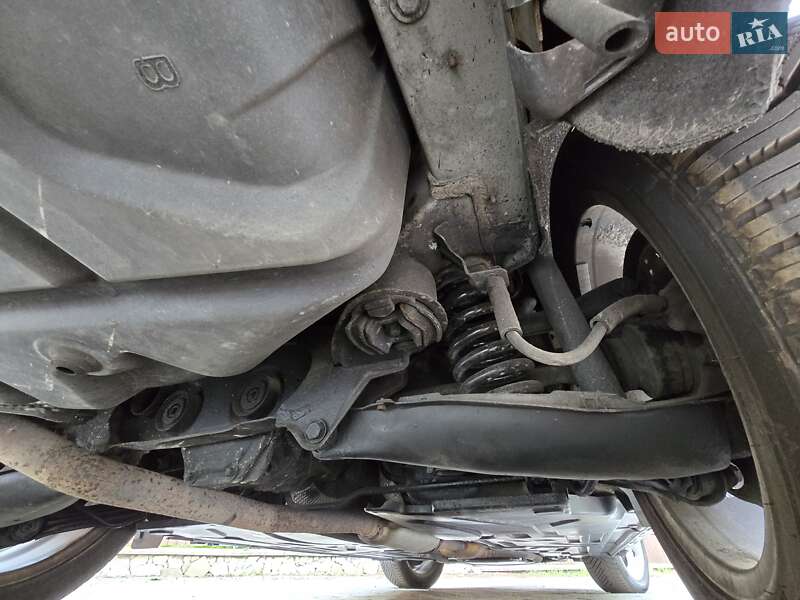 Седан Mercedes-Benz C-Class 2004 в Полтаве