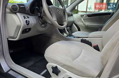 Седан Mercedes-Benz C-Class 2004 в 
