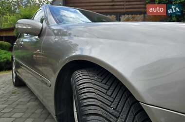 Седан Mercedes-Benz C-Class 2004 в 