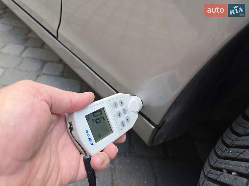 Седан Mercedes-Benz C-Class 2004 в Полтаве