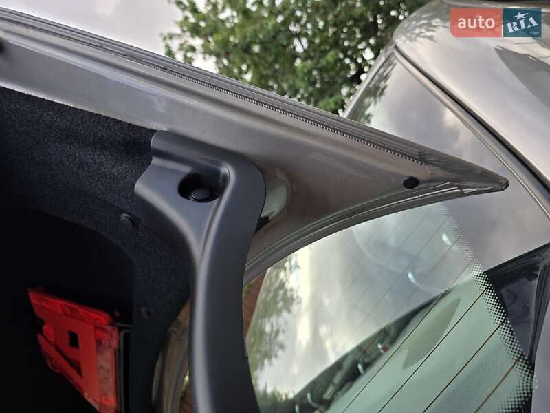 Седан Mercedes-Benz C-Class 2004 в Полтаве