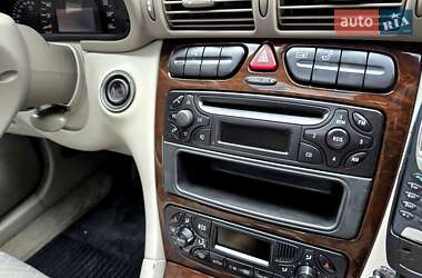 Седан Mercedes-Benz C-Class 2004 в 