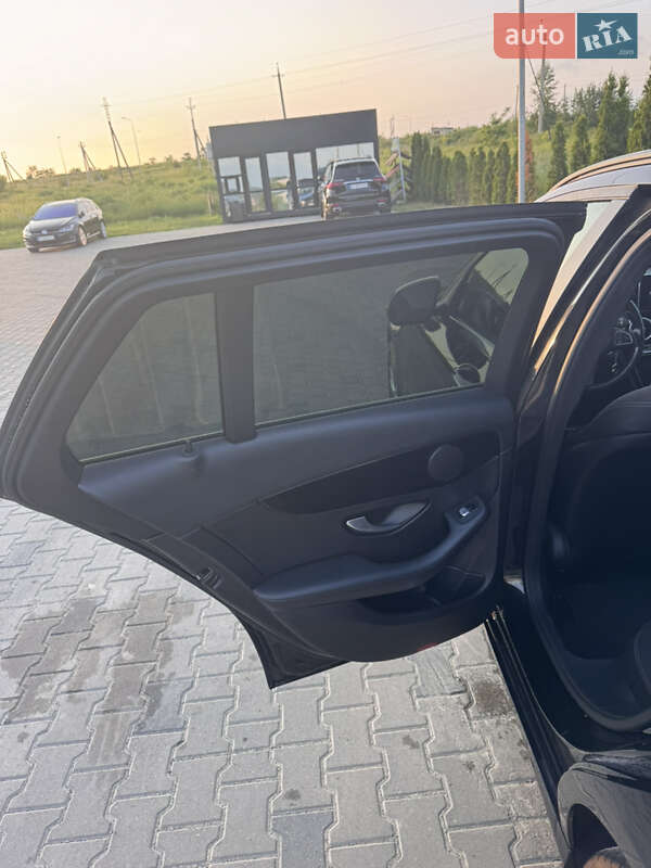 Универсал Mercedes-Benz C-Class 2014 в Яворове