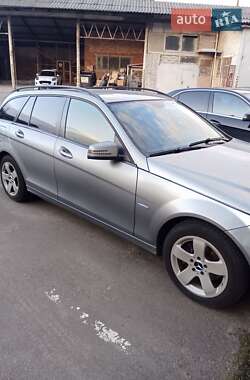 Універсал Mercedes-Benz C-Class 2010 в Львові