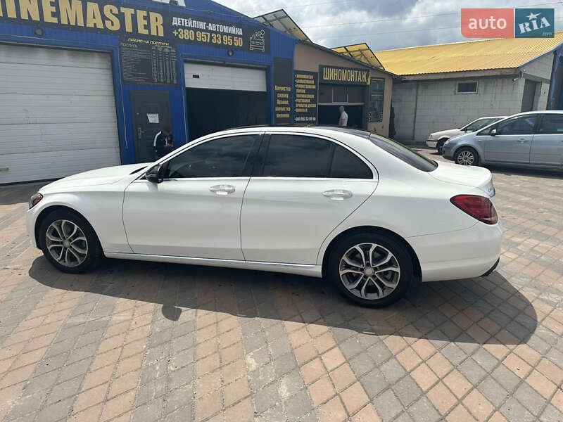 Седан Mercedes-Benz C-Class 2015 в Киеве