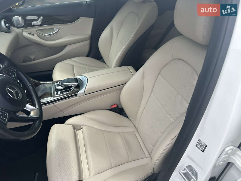 Седан Mercedes-Benz C-Class 2015 в Киеве