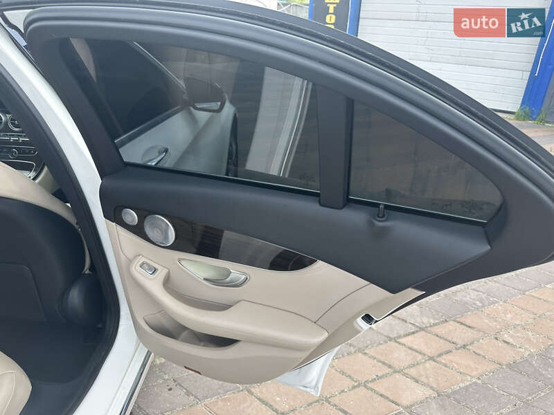Седан Mercedes-Benz C-Class 2015 в Киеве