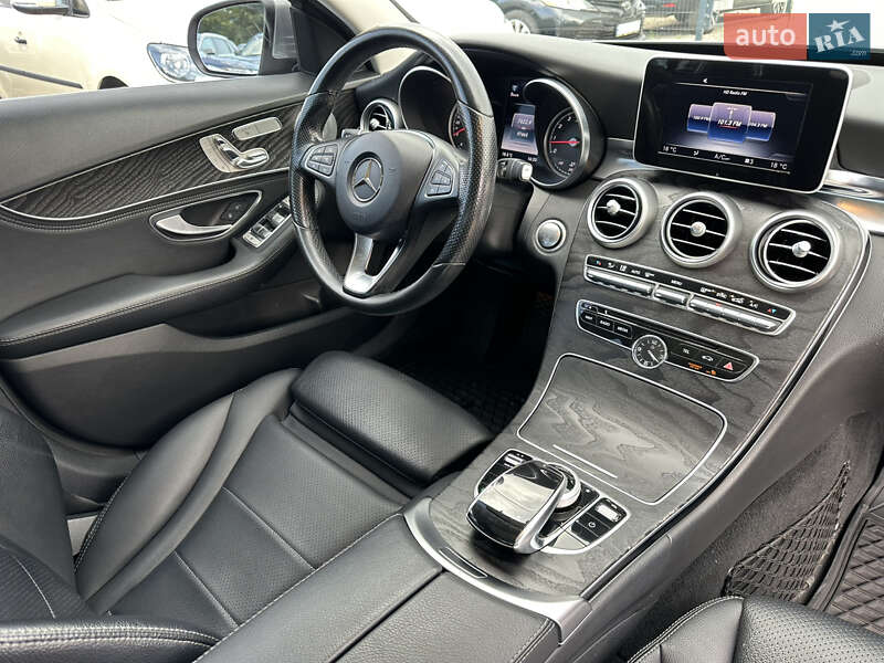 Седан Mercedes-Benz C-Class 2015 в Ивано-Франковске