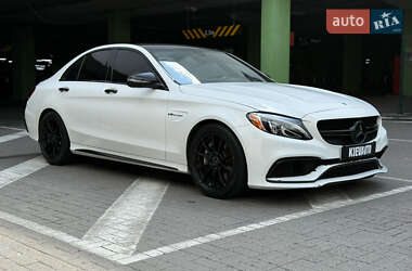 Седан Mercedes-Benz C-Class 2017 в 