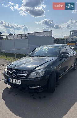 Седан Mercedes-Benz C-Class 2010 в Киеве