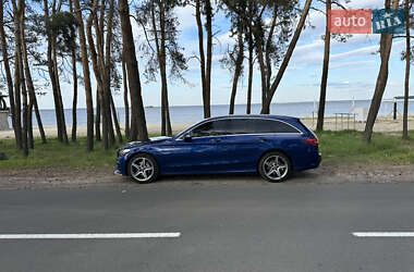 Универсал Mercedes-Benz C-Class 2017 в 