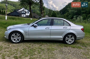 Седан Mercedes-Benz C-Class 2010 в 