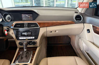 Седан Mercedes-Benz C-Class 2012 в 